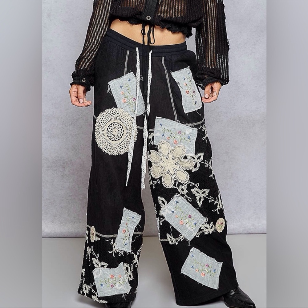 POL Black Patch Lace Wide Leg Pants with Drawstring NWOT Small